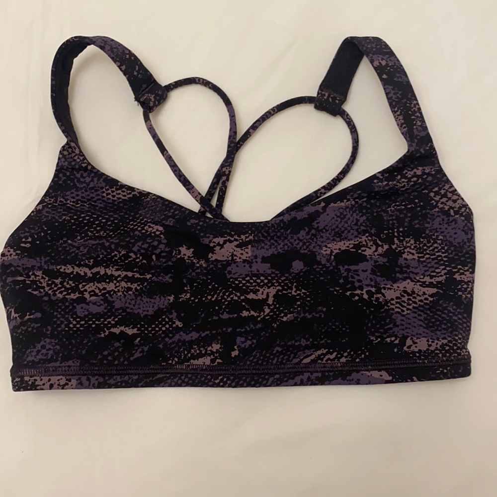 lulu lemon sports bra